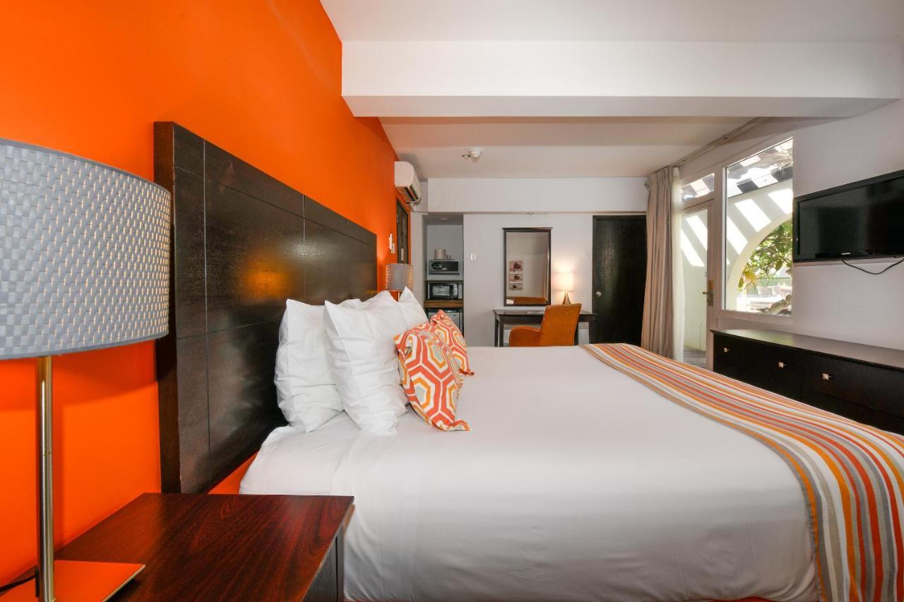 Talk Of The Town Beach Hotel & Beach Club By Gh Hoteles Oranjestad Bagian luar foto