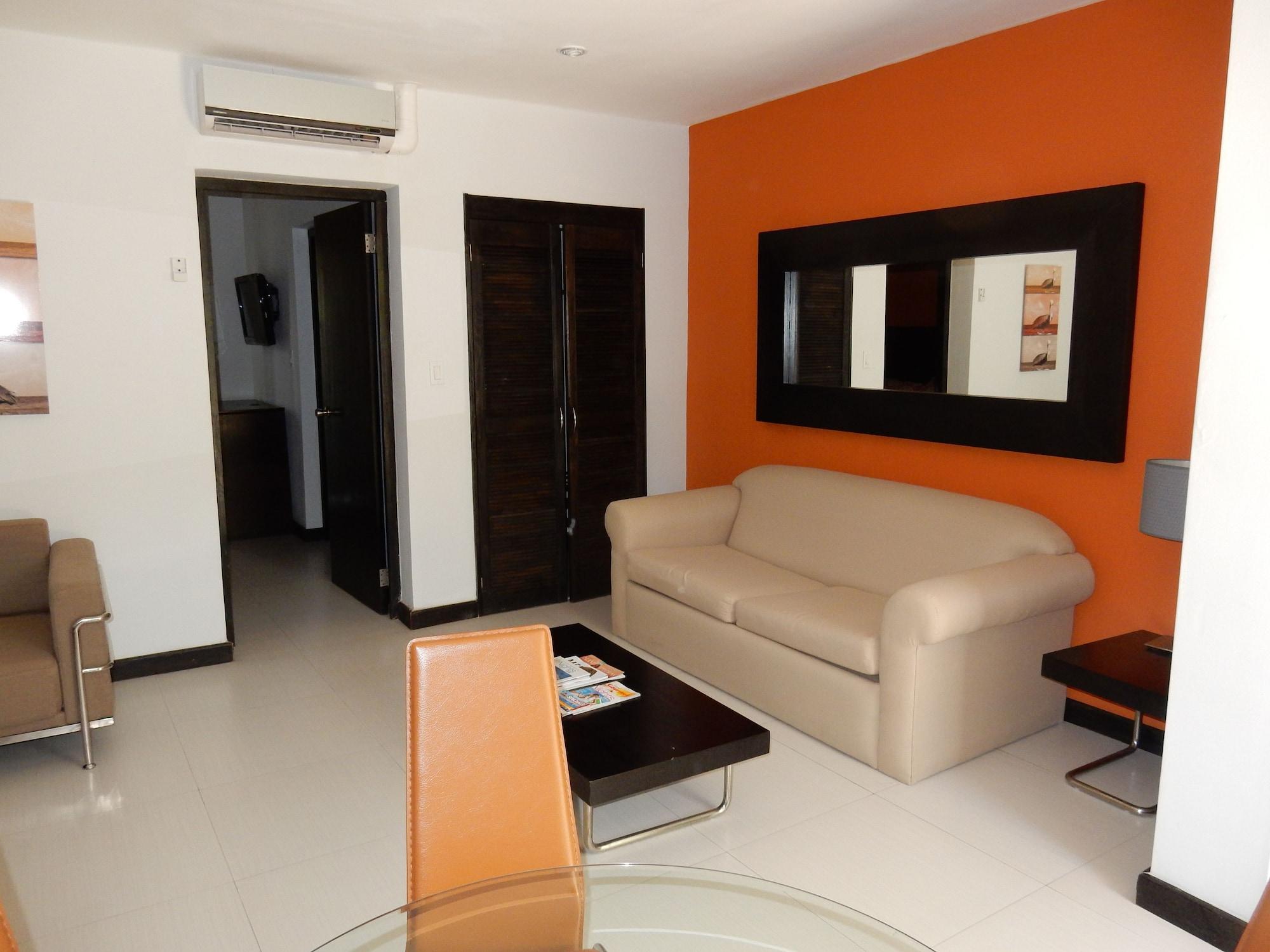 Talk Of The Town Beach Hotel & Beach Club By Gh Hoteles Oranjestad Bagian luar foto