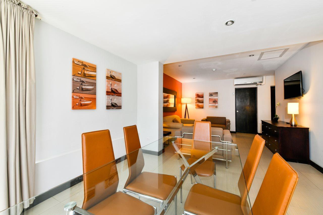 Talk Of The Town Beach Hotel & Beach Club By Gh Hoteles Oranjestad Bagian luar foto